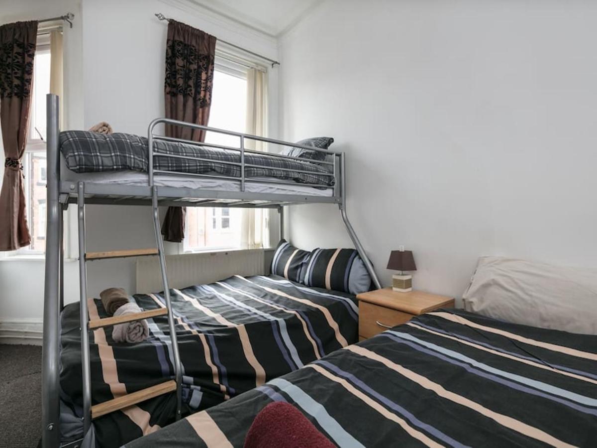 Appartamento Short Term Shared R&R In Chorlton Manchester Esterno foto